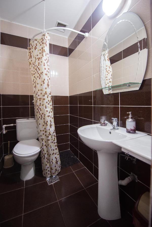 Hotel Casa 4 Odai Douăzeci şi Trei August Exteriér fotografie